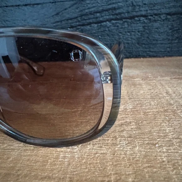 Blake Kuwahara Seidler - Brown Horn Aviator Sunglasses display picture 1